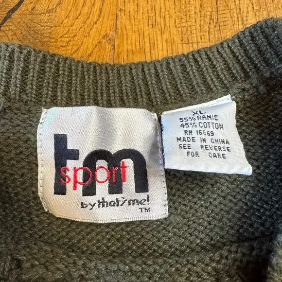 VTG Hand Embroidered Christmas Holiday Ramie Knit Sweater Poinsettia Deer Sz XL - Picture 2 of 6